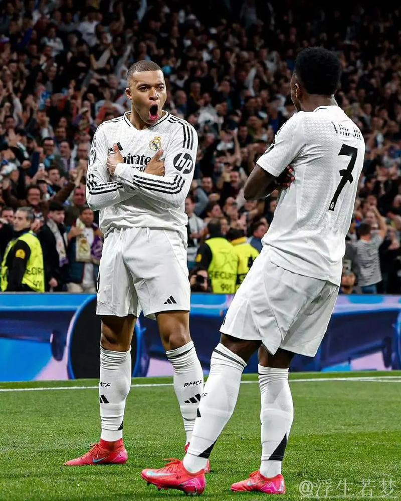 西媒:吕迪格、贝林厄姆和姆巴佩的身体状态近期未达最佳 西媒:吕迪格、贝林厄姆和姆巴佩的身体状态近期未达最佳