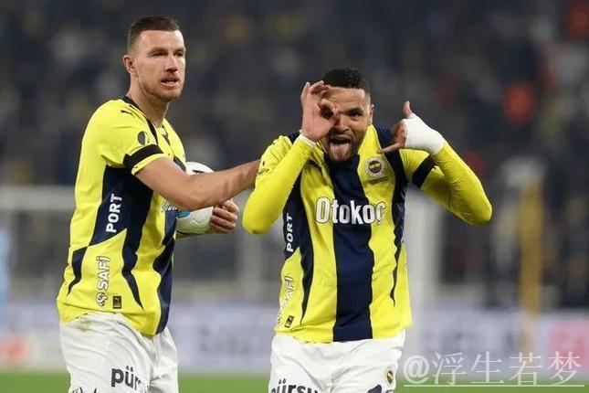 穆帅68天不败达成7连胜！再批裁判：本可领先9分